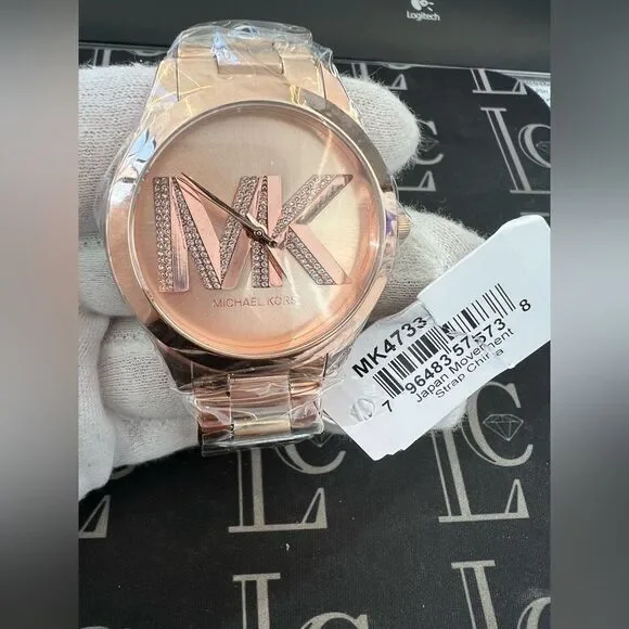 NIB Rose Gold Michael Kors Watch - Picture 3 of 6
